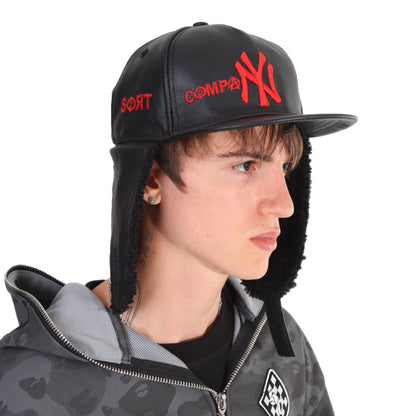 compaNY Full Cap
