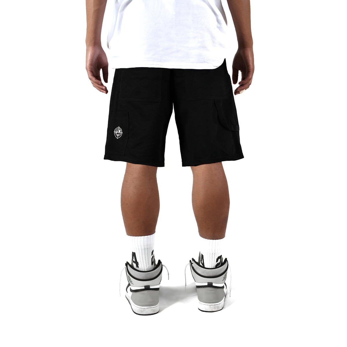 BASIC TARGET Shorts Black