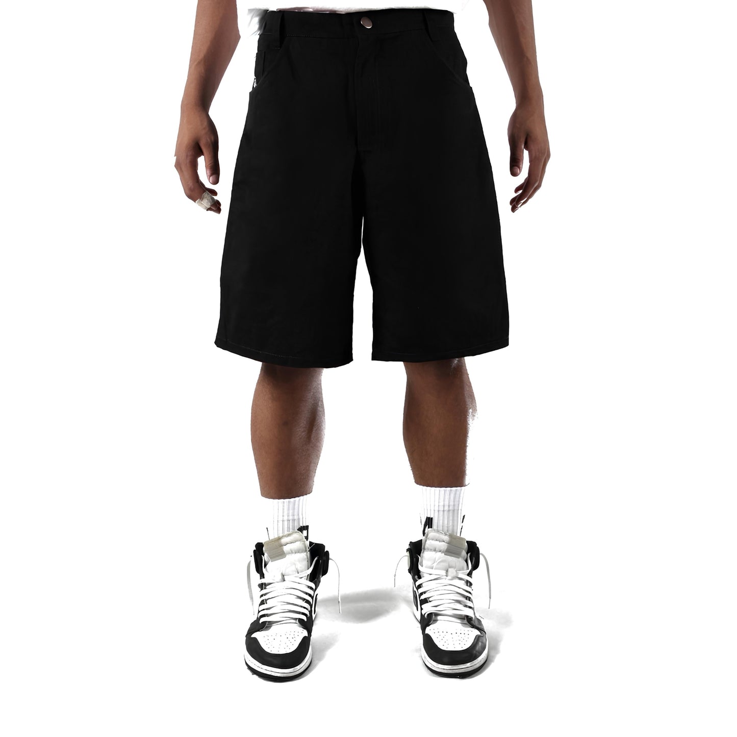 BASIC TARGET Shorts Black